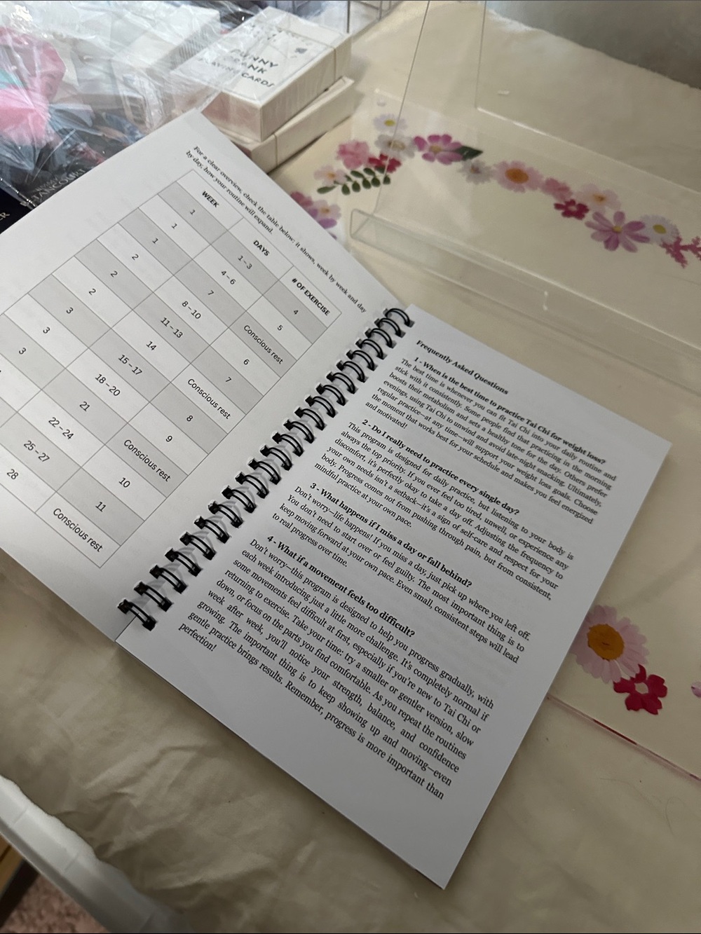 Tai Chi Easy 4-Week Program Spiral Book - Red, White NWT - Picture 3 of 3
